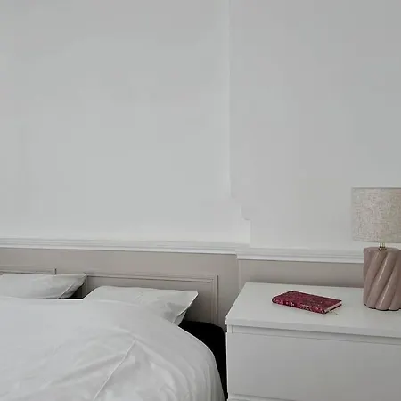 Le Cocon Bayeusain X Parking By Melrose *