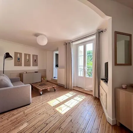 Le Cocon Bayeusain X Parking By Melrose Bayeux