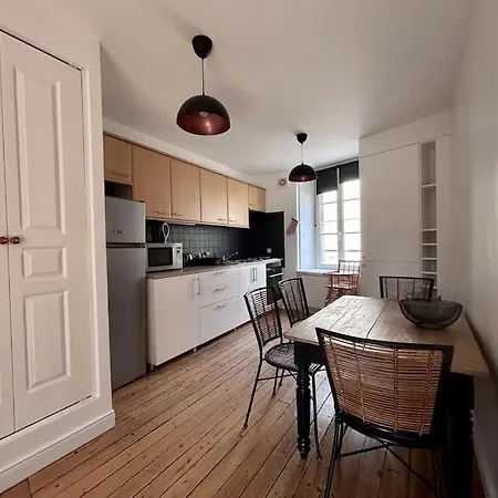 Le Cocon Bayeusain X Parking By Melrose *